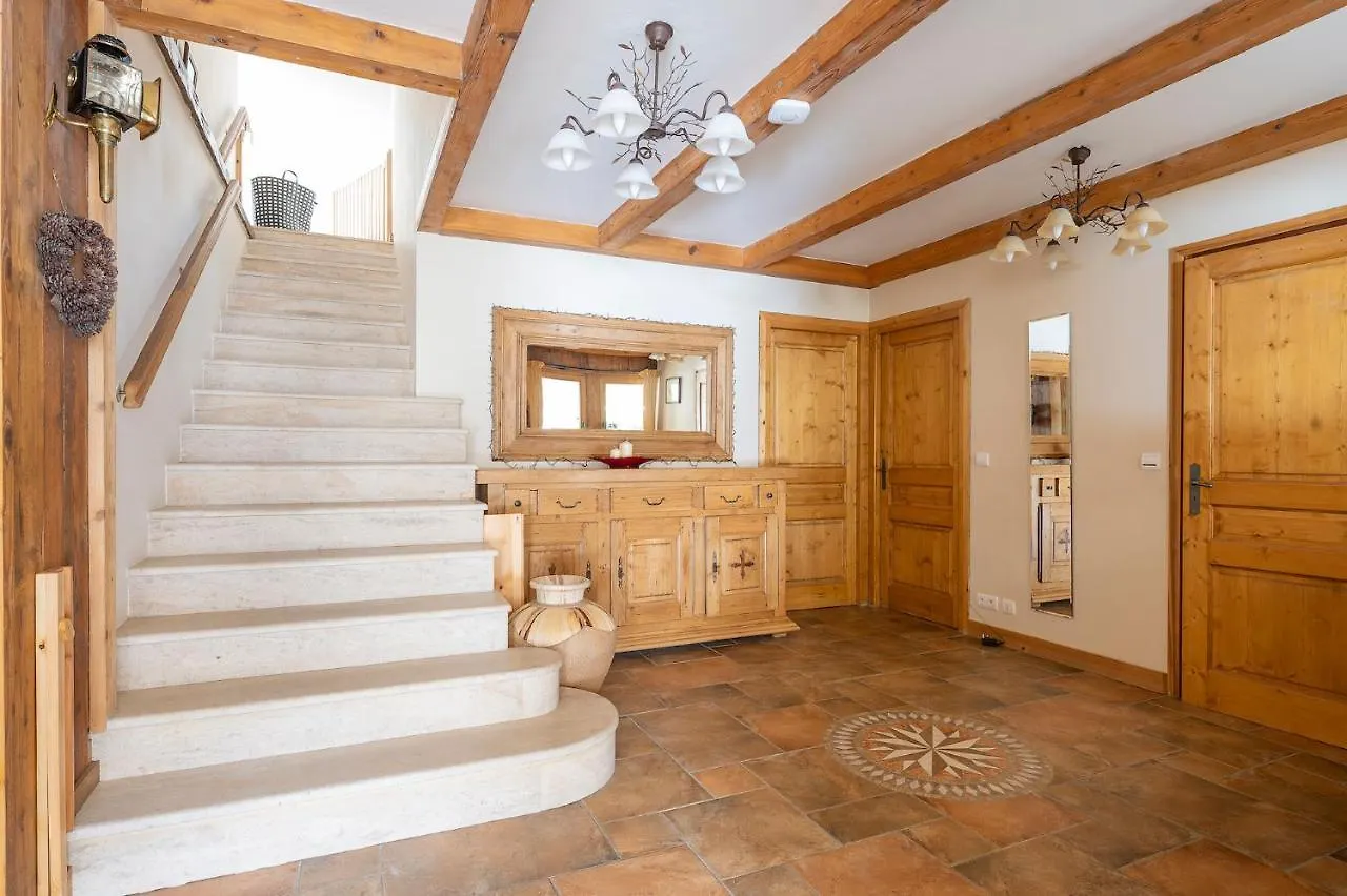 Chalet Grand Togadere Les Gets France